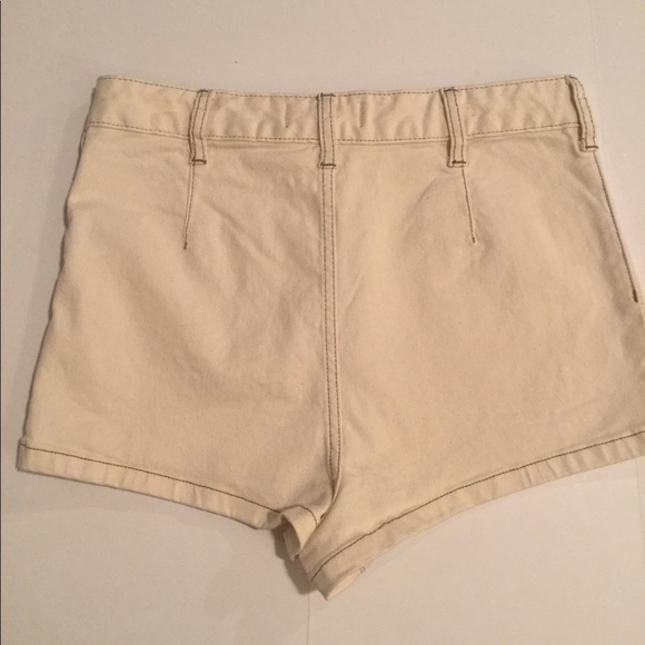 NWT sz 31&30 Free People Bridgette shorts, ecru - Picture 7 of 7